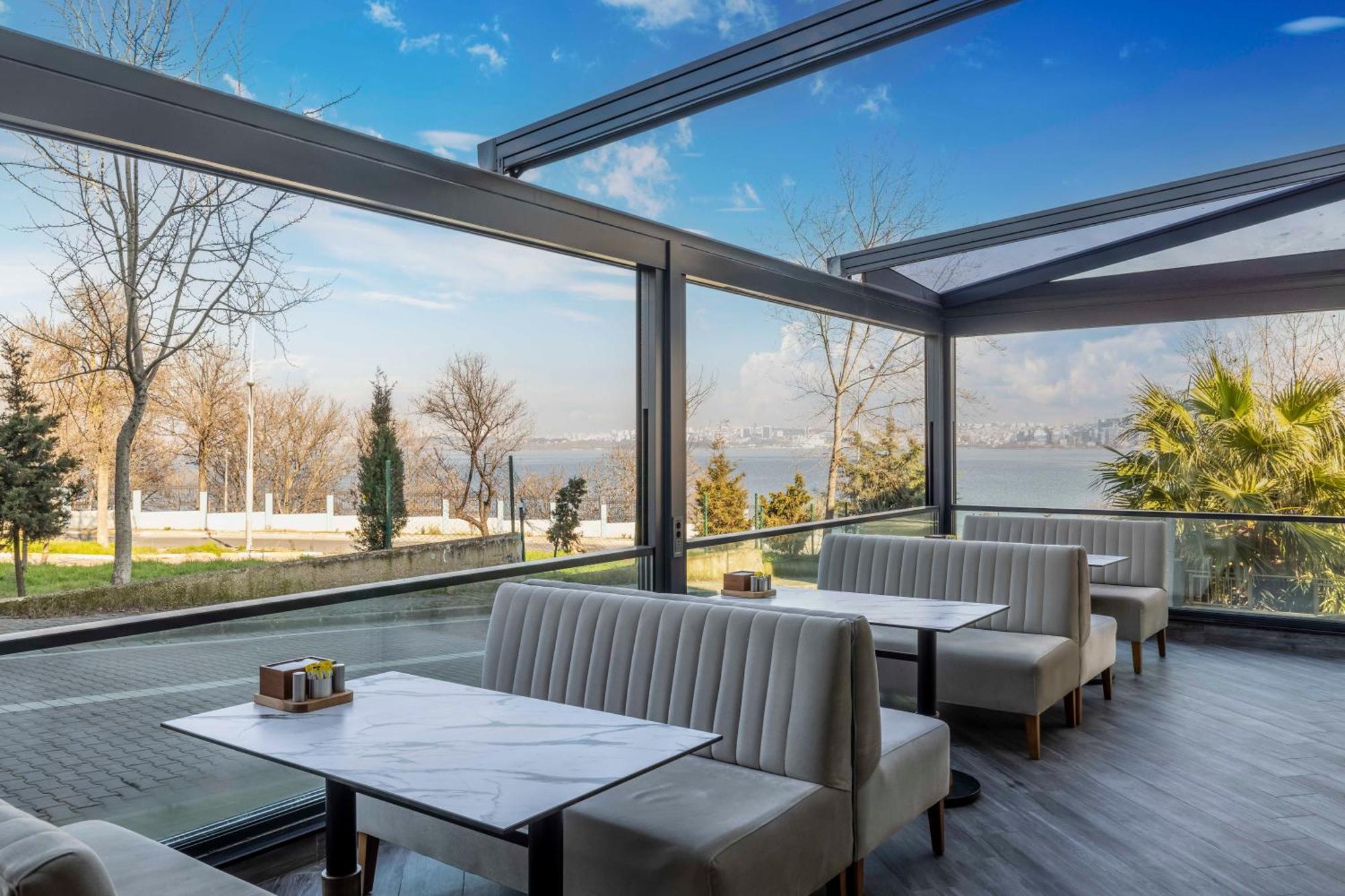 Ezkar Bathonea Art Istanbul Hotel Екстериор снимка